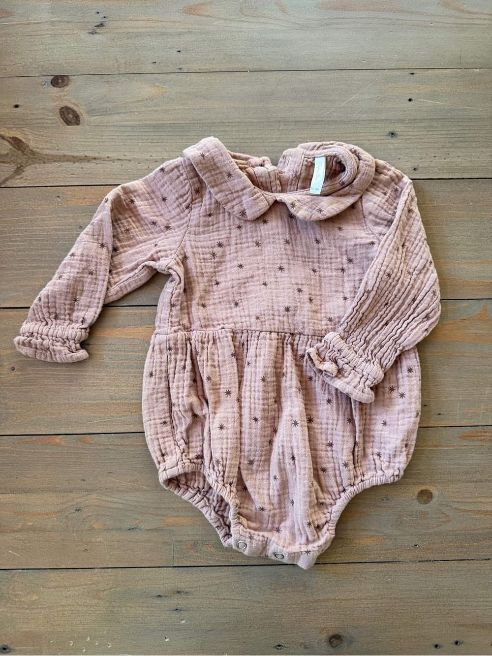 Rylee + Cru Long-Sleeve Bubble Romper in Dusty Pink Star Print - 12-18 Months